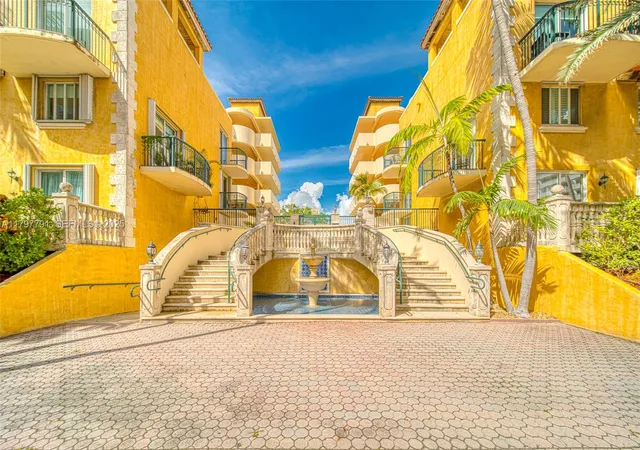 8888-collins-ave-201-surfside-fl-33154/hzid_f0981207