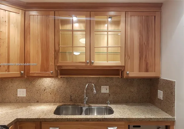 253-s-cypress-rd-237-pompano-beach-fl-33060/hzid_7b71d494