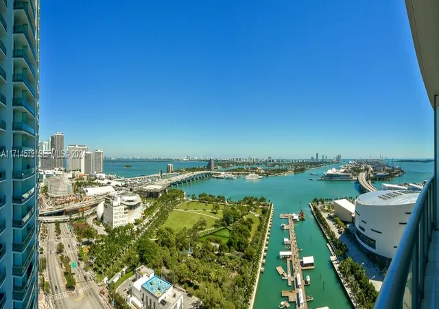 888-biscayne-blvd-2511-miami-fl-33132/hzid_ce0e2a96