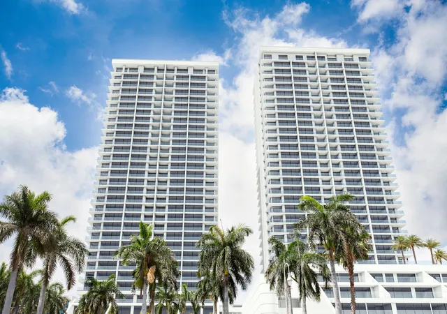 529-s-flagler-dr-th3e-west-palm-beach-fl-33401/hzid_d7896f58