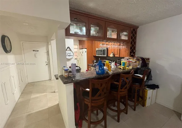6055-w-19th-ave-318-hialeah-fl-33012/hzid_be911769