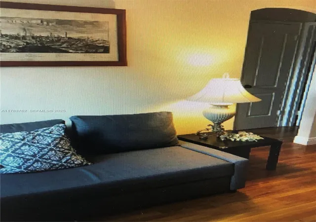 30-almeria-ave-6-coral-gables-fl-33134/hzid_95985ca2