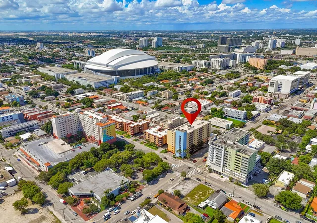 218-nw-12th-avenue-702-miami-fl-33128/hzid_a7ac0554