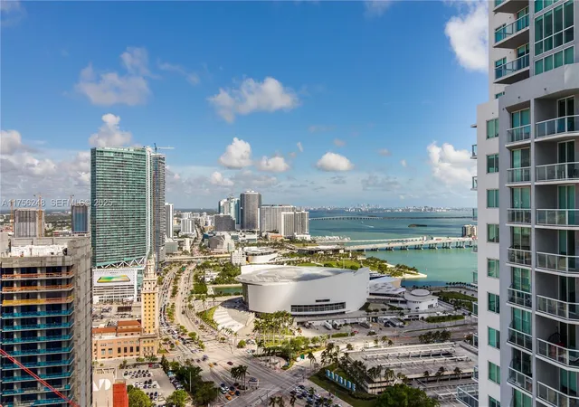 253-ne-2nd-st-3702-miami-fl-33132/hzid_838f4170