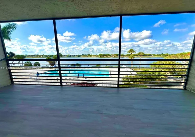 20840-san-simeon-wy-305-miami-fl-33179/hzid_e1f4ac48