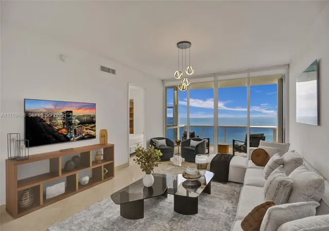18101-collins-ave-3504-sunny-isles-beach-fl-33160/hzid_2cb90fa4