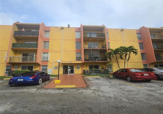 4803-nw-7th-st-103-14-miami-fl-33126/hzid_b3981320