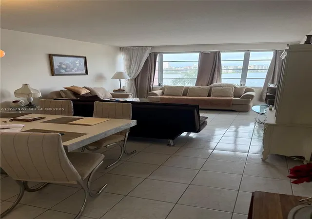 18555-ne-14th-ave-618-miami-fl-33179/hzid_f92a928f