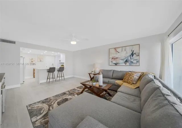 2100-s-ocean-dr-5b-fort-lauderdale-fl-33316/hzid_8a85df8d