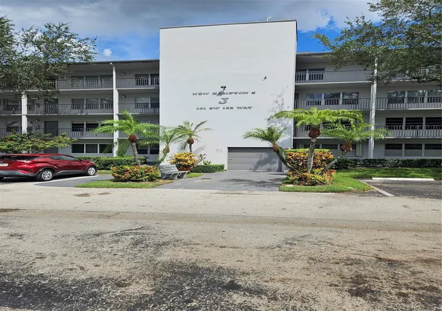 101-sw-132-way-218-pembroke-pines-fl-33027/hzid_ccf07d44