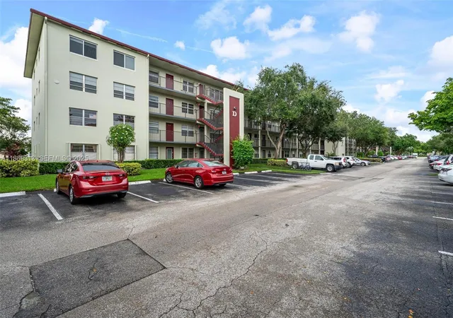 13255-sw-7th-ct-403d-pembroke-pines-fl-33027/hzid_4059c11d