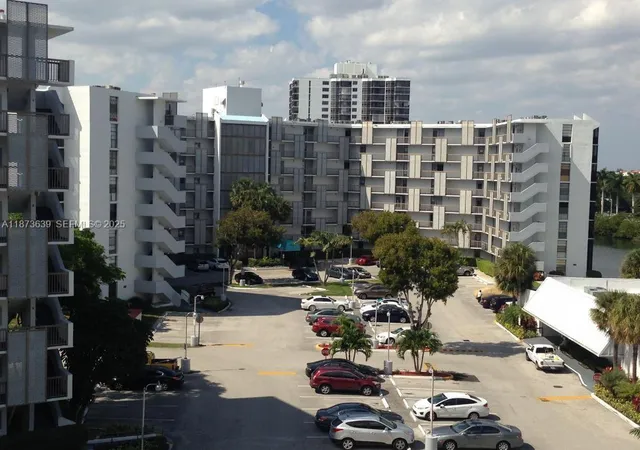 3475-n-country-club-dr-116-aventura-fl-33180/hzid_dad59ffc
