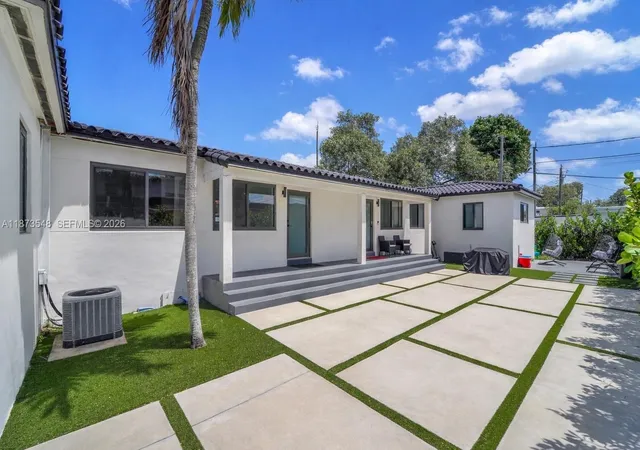 621-sw-33rd-avenue-miami-fl-33135/hzid_78f408e7