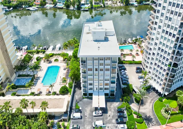 5640-collins-ave-6b-miami-beach-fl-33140/hzid_feb316f3