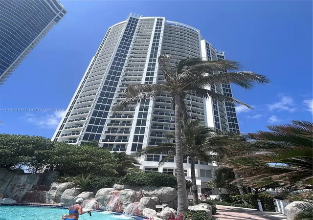 18001-collins-ave-2206-sunny-isles-beach-fl-33160/hzid_820ca937