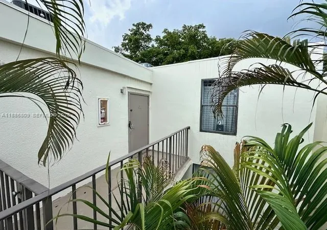 20341-ne-30th-ave-ph2-6-aventura-fl-33180/hzid_2f28d53a