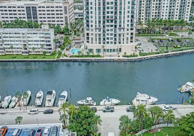 100-bayview-dr-1931-sunny-isles-beach-fl-33160/hzid_52d668b2
