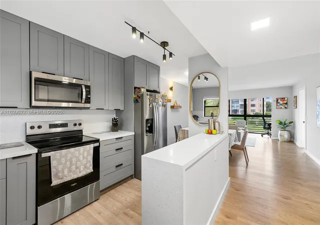 10444-nw-30th-ct-202-sunrise-fl-33322/hzid_0120fb9d