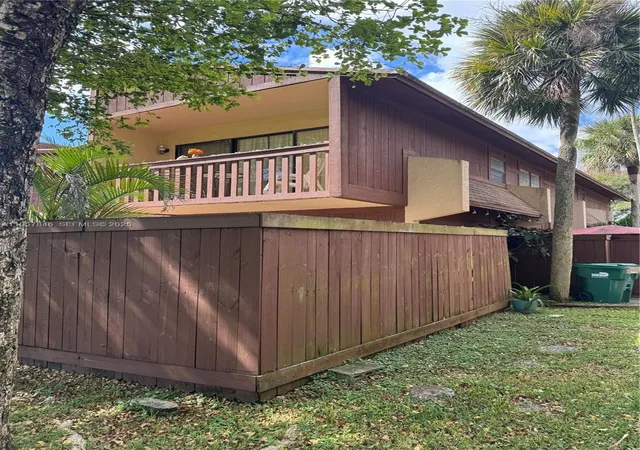 6445-sw-116th-pl-a-miami-fl-33173/hzid_6e100548