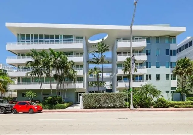 7800-collins-ave-203-miami-beach-fl-33141/hzid_0bb21ba1