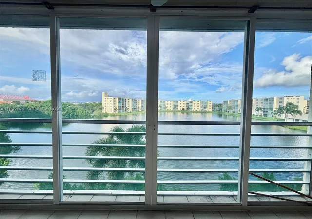 141-se-3rd-ave-402-dania-beach-fl-33004/hzid_9f4aa5b2