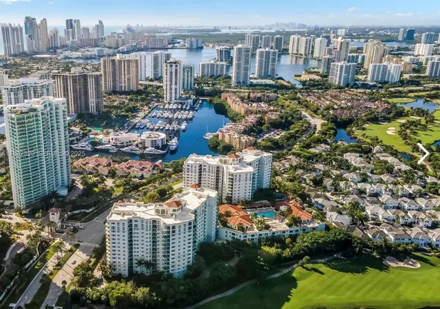 20000-e-country-club-dr-ph01-aventura-fl-33180/hzid_715bbde0