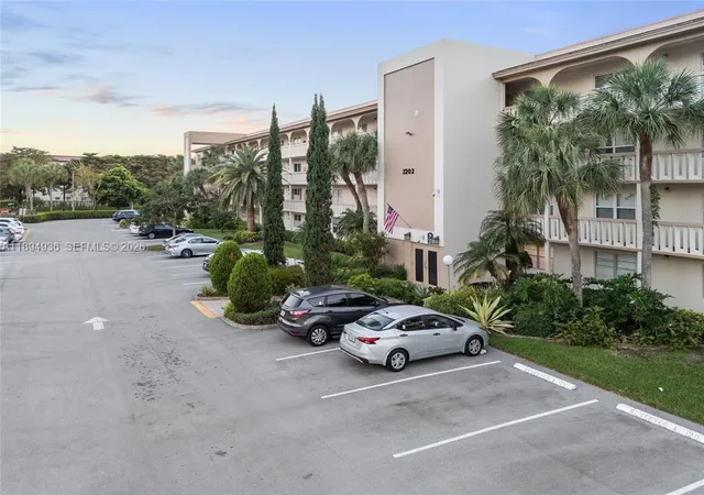 2202-lucaya-bnd-l3-coconut-creek-fl-33066/hzid_546bcc0d