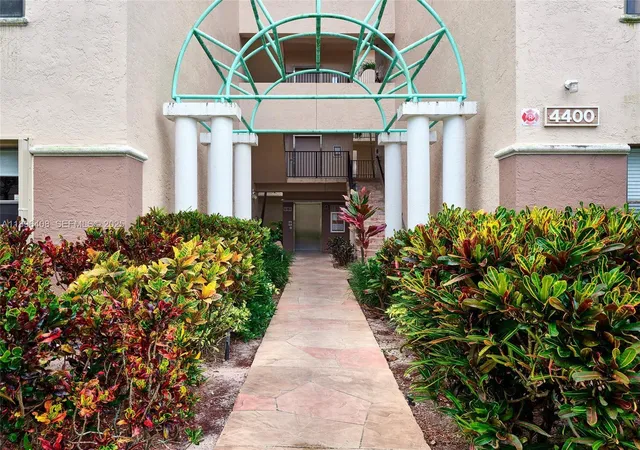 4400-nw-30th-st-224-coconut-creek-fl-33066/hzid_5ff20b45