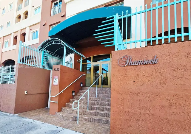 2280-sw-32nd-ave-511-miami-fl-33145/hzid_c76997be