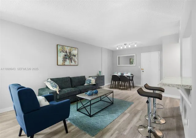 210-172nd-st-128-sunny-isles-beach-fl-33160/hzid_f1144b19