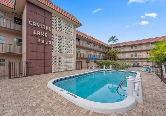 3930-crystal-lake-dr-107-deerfield-beach-fl-33064/hzid_30e6e235