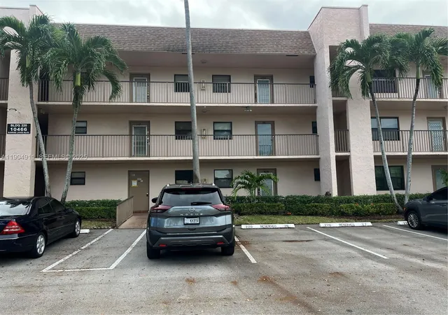 10466-sunrise-lakes-blvd-108-sunrise-fl-33322/hzid_1b3e7d69