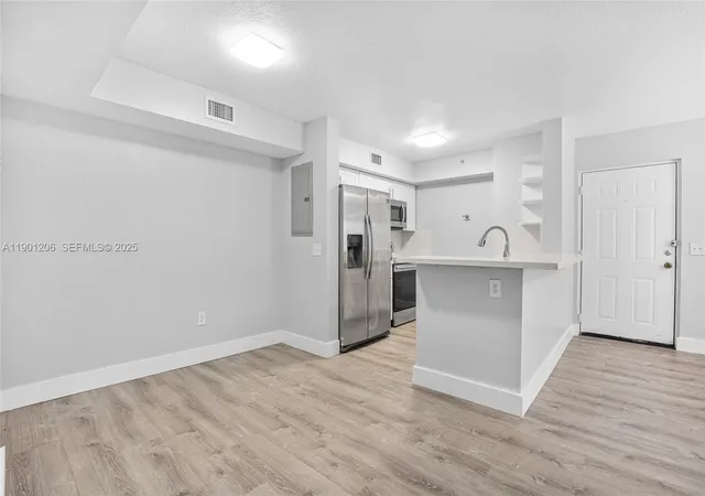 15410-sw-284th-street-8208-homestead-fl-33033/hzid_076e748b