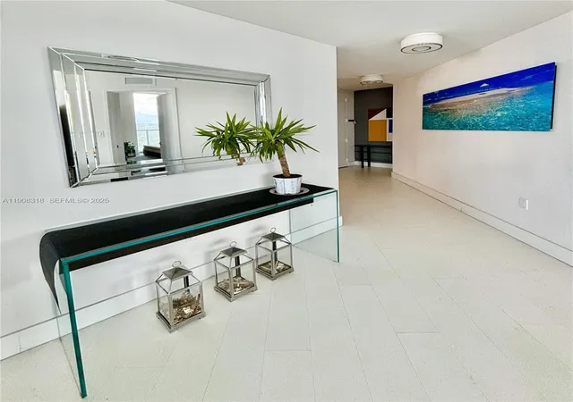 79-sw-12th-street-4012-s-miami-fl-33130/hzid_0a9761c8