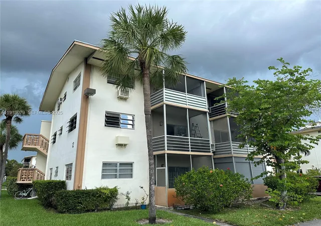 16790-ne-14th-ave-202-miami-fl-33162/hzid_92fbc8f6