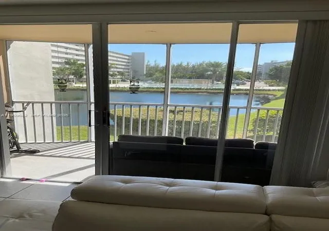1770-ne-191st-st-2061-miami-fl-33179/hzid_26912f86
