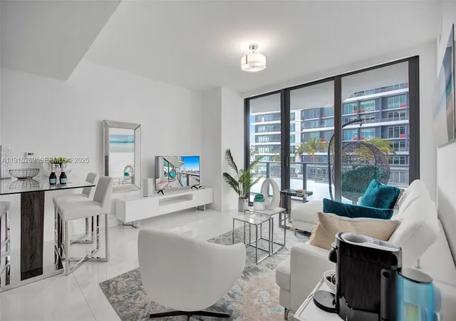 1300-s-miami-ave-1407-miami-fl-33130/hzid_7db55bfd