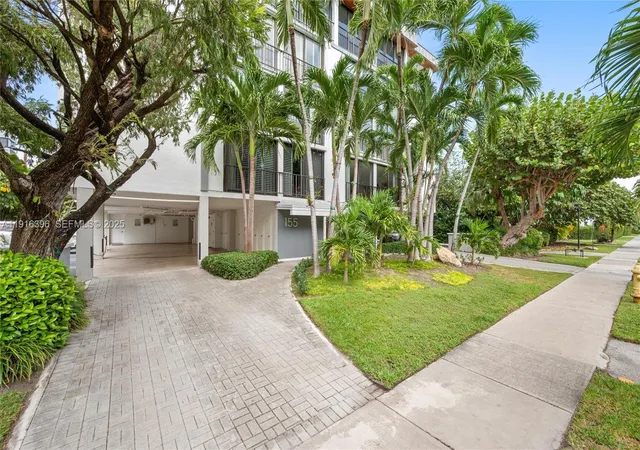 155-sunrise-dr-4b-key-biscayne-fl-33149/hzid_3addf91a