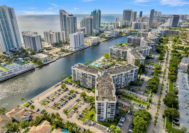 1000-parkview-dr-518-hallandale-beach-fl-33009/hzid_c0e3f6ed