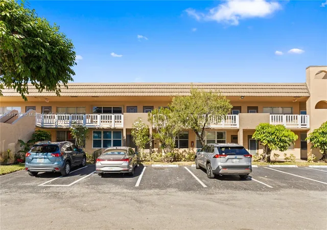 9121-sunrise-lakes-blvd-104-sunrise-fl-33322/hzid_2b2198dc