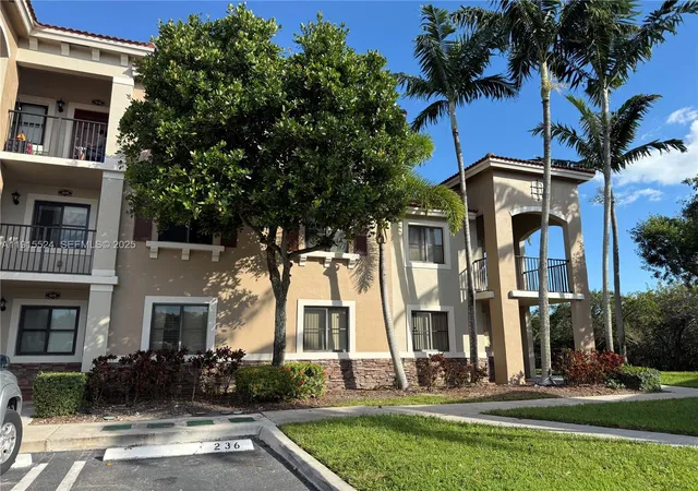 22901-sw-88th-pl-205-cutler-bay-fl-33190/hzid_d5c79abf