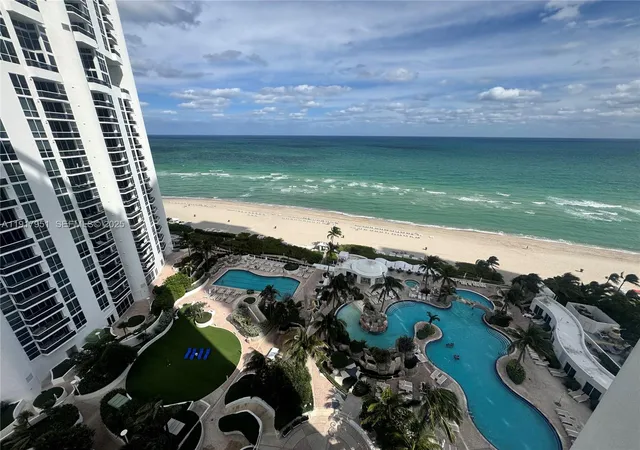 18001-collins-ave-2107-sunny-isles-beach-fl-33160/hzid_1606c881