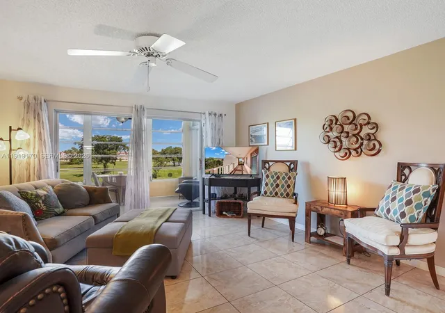 9401-sunrise-lakes-blvd-302-sunrise-fl-33322/hzid_292e0974