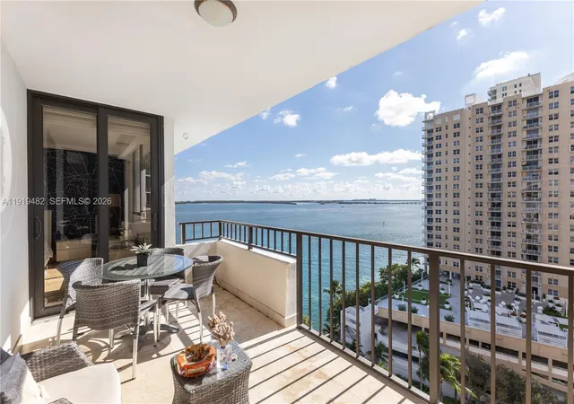 520-brickell-key-dr-a1207-miami-fl-33131/hzid_14cf3941