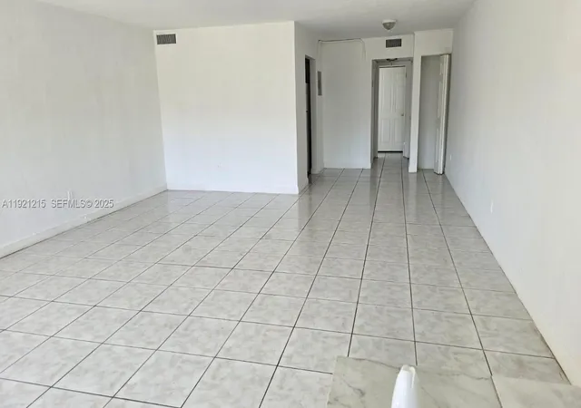 1885-ne-121st-street-17-north-miami-fl-33181/hzid_909d7f20