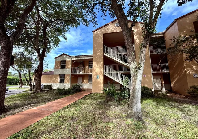 8246-nw-24th-st-8246-coral-springs-fl-33065/hzid_fde55c7b
