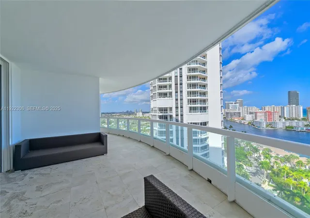 21050-point-pl-2001-aventura-fl-33180/hzid_b09b578e