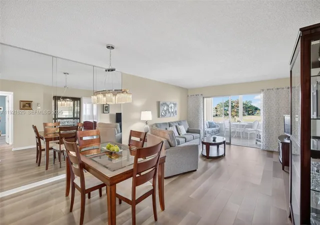 7817-golf-cir-dr-301-margate-fl-33063/hzid_03ca47a8