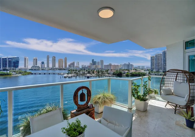 3201-ne-183rd-st-704-aventura-fl-33160/hzid_6c70b2b2