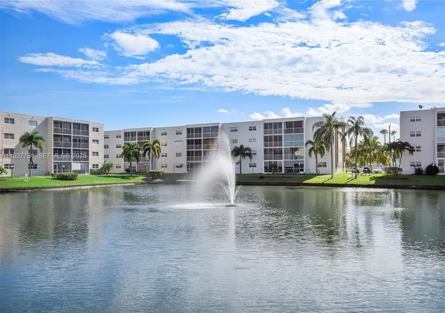 324-se-10th-st-203-dania-beach-fl-33004/hzid_a7af531d